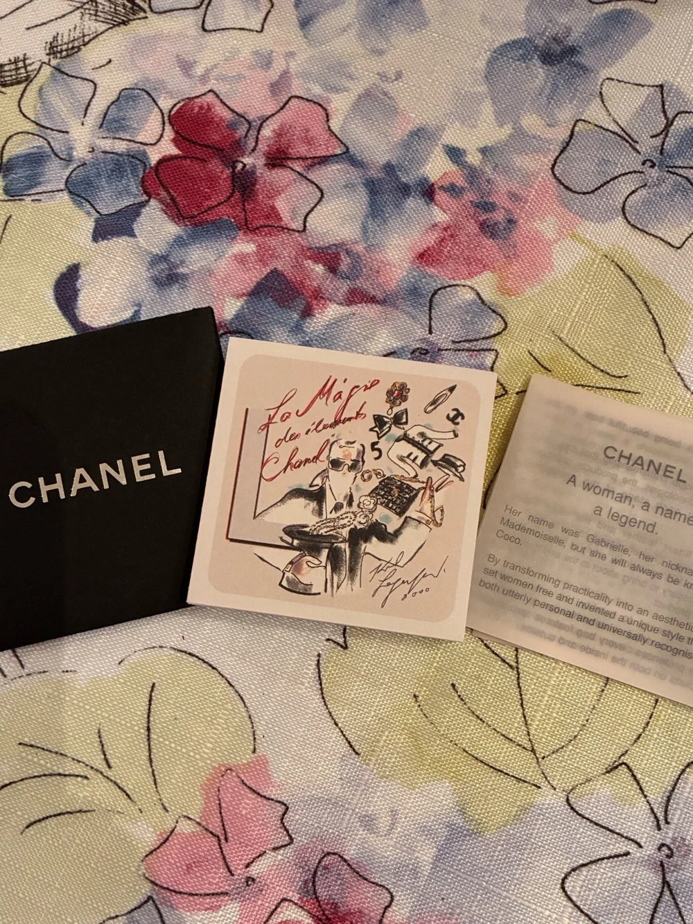 Navy CHANEL Caviar Wallet (Entrupy Verified) with Box